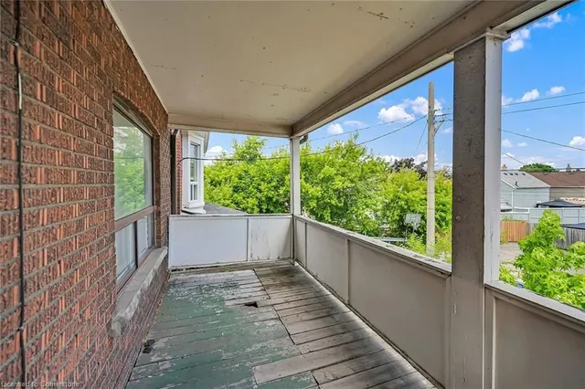 Additional image 40 of 8 Morris Ave