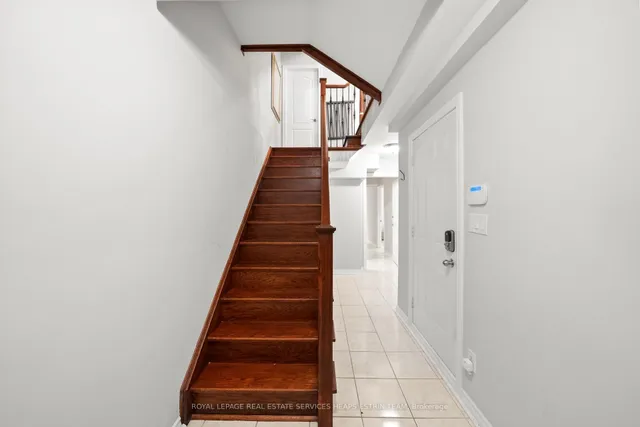 Additional image 30 of 15 Watt Ave