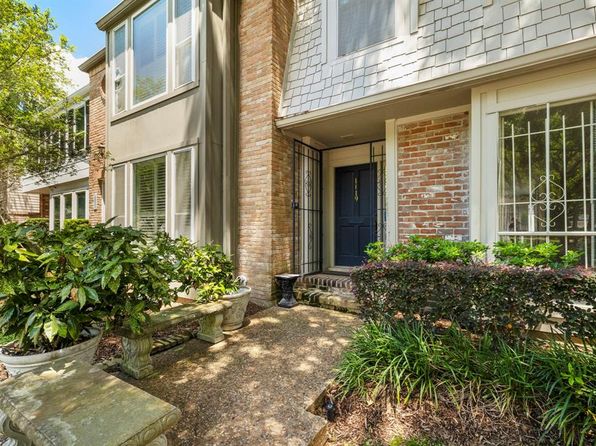 1119 Fountain View Dr #49, Houston, TX 77057