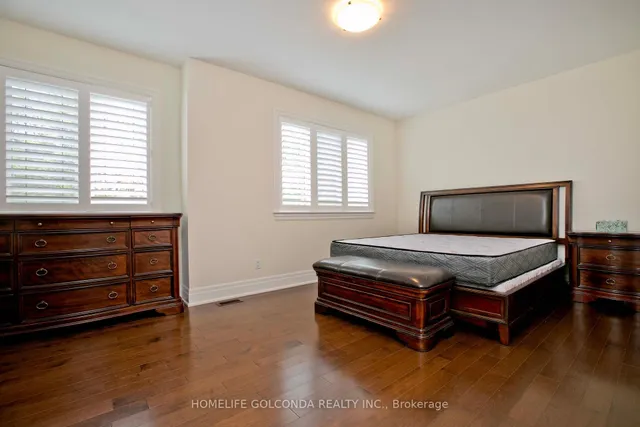 Additional image 27 of 394 Connaught Ave