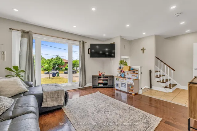 房产图片 6 - 23 Talent Cres