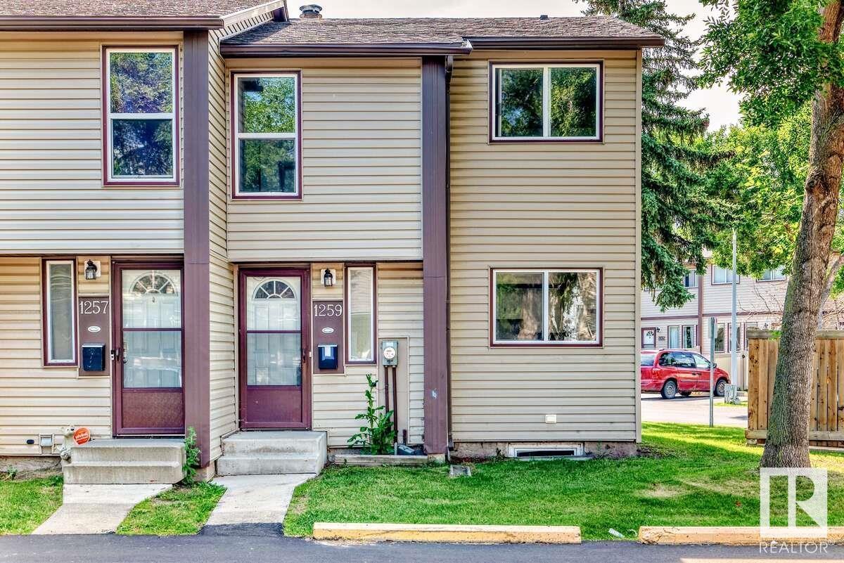 1259 HOOKE RD NW|Edmonton, Alberta T5A4A4