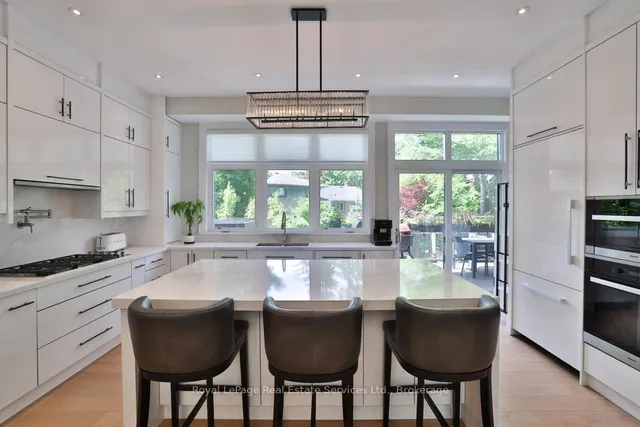 Additional image 15 of 182 Charnwood Dr