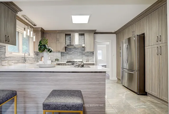 Additional image 23 of 55 Three Valleys Dr