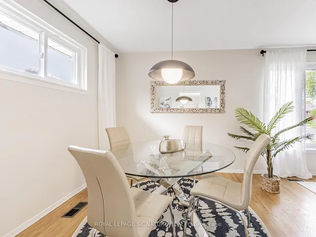 Additional image 11 of 23 Rainier Sq