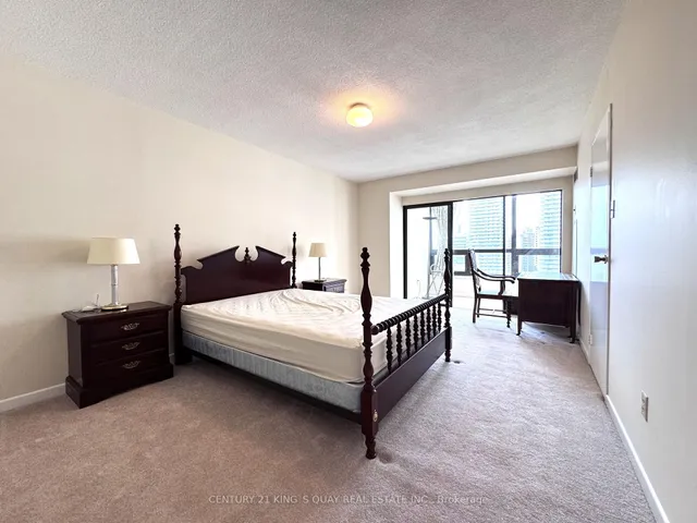 房产图片 17 - 多伦多韦尔斯利街62号1801单元