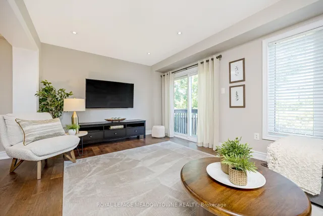 Additional image 8 of 1345 Menefy Pl