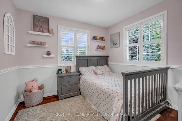 Additional image 33 of 928 Lancaster Blvd