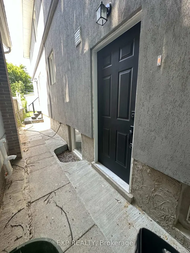 Additional image 32 of 6 Lapp St