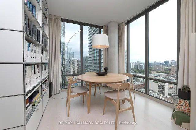 Additional image 19 of 33 Lombard St Unit 2406