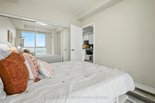 Additional image 30 of 1328 Birchmount Rd Unit 607