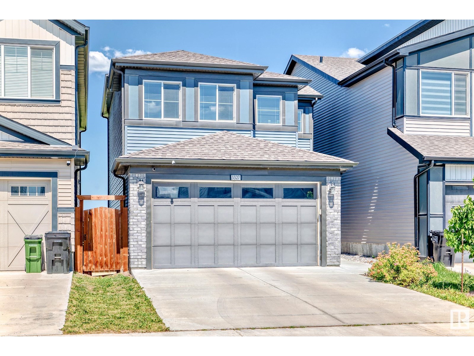 3327 PARKER LO SW|Edmonton, Alberta T6W4C2