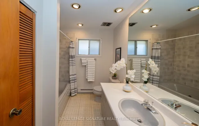 房产图片 32 - 28 Allangrove Cres