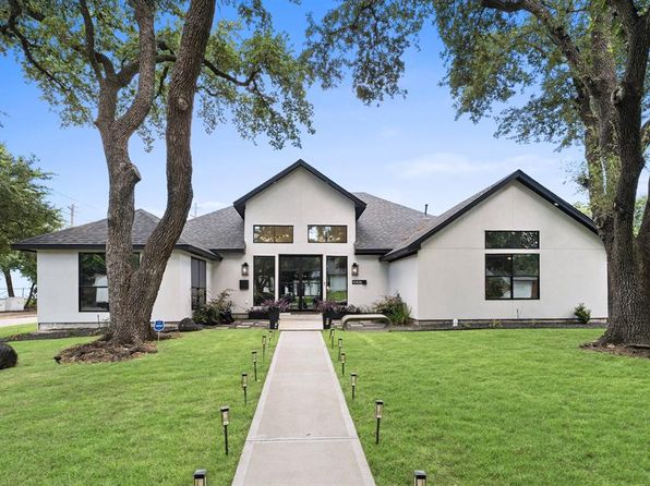 10826 Moonlight Dr, Houston, TX 77096