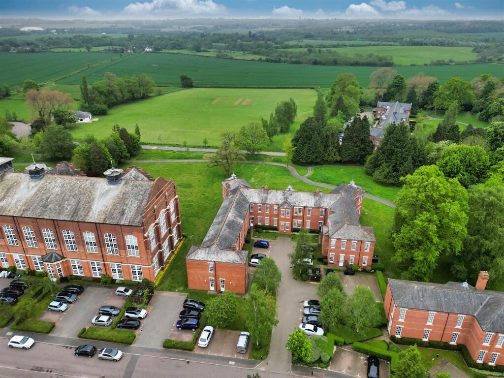 Additional image 20 of Beningfield Drive, London Colney, St. Albans