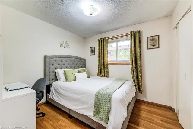 Additional image 21 of 170 Martinglen Cres