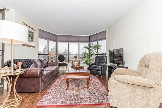 Additional image 13 of 1333 Bloor St Unit 305