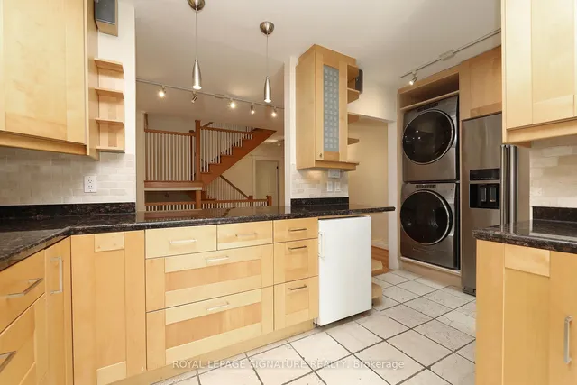 Additional image 12 of 769 Euclid Ave