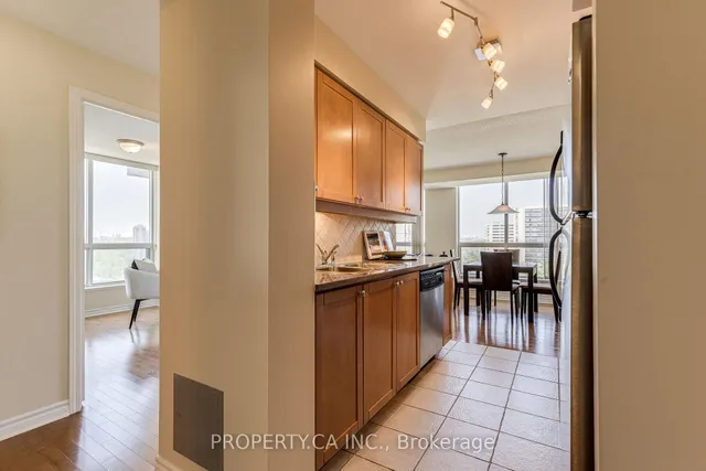 Additional image 8 of 70 High Park Ave Unit 1003