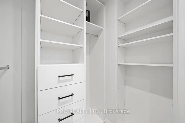 Additional image 34 of 19 Grand Trunk Cres Unit 506