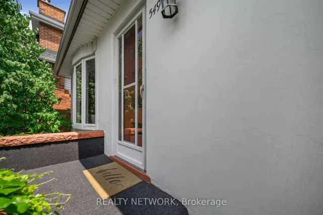 Additional image 6 of 549 Upper Wentworth St
