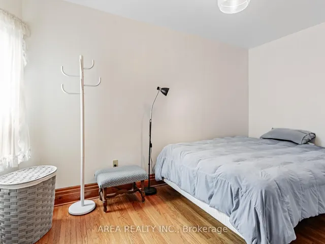 Additional image 17 of 50 Mackenzie Cres