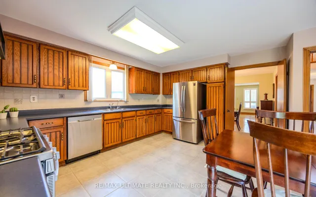 Additional image 12 of 7 Marker Crt