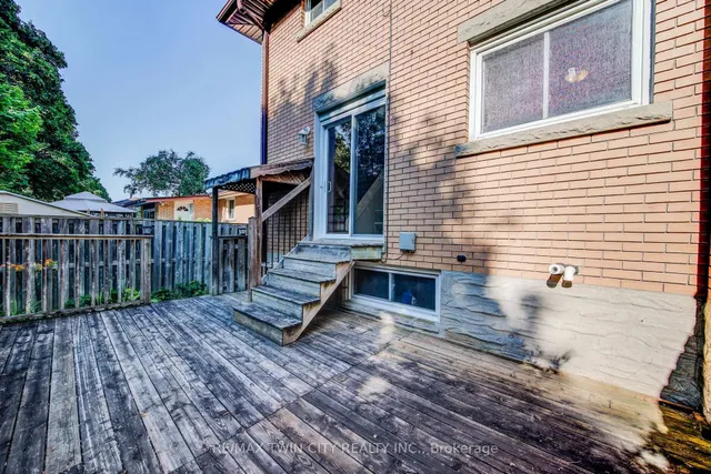 Additional image 20 of 124 Wilfred Ave