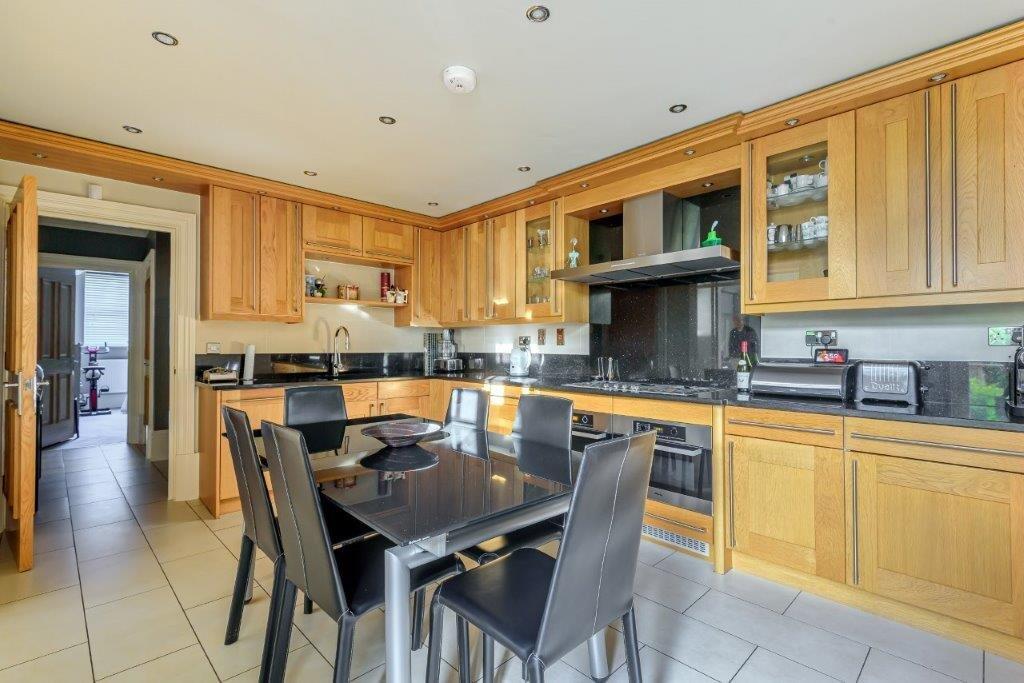 Additional image 4 of Bedwell Park, Cucumber Lane, Essendon, Hatfield