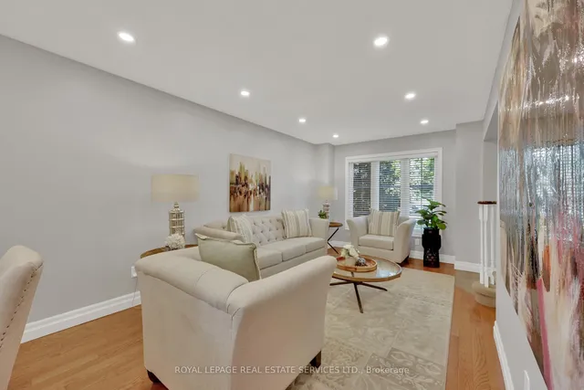 Additional image 7 of 1062 Glenbrook Ave