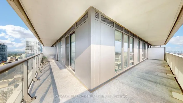 Additional image 23 of 2221 Yonge St Unit 2609