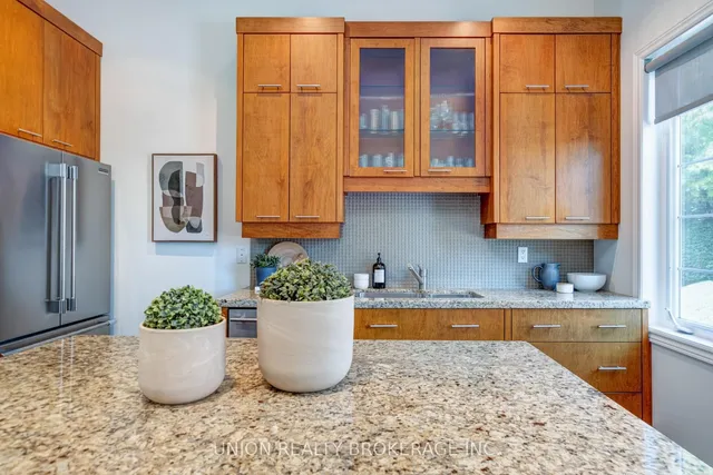 Additional image 9 of 134 Edgewood Ave