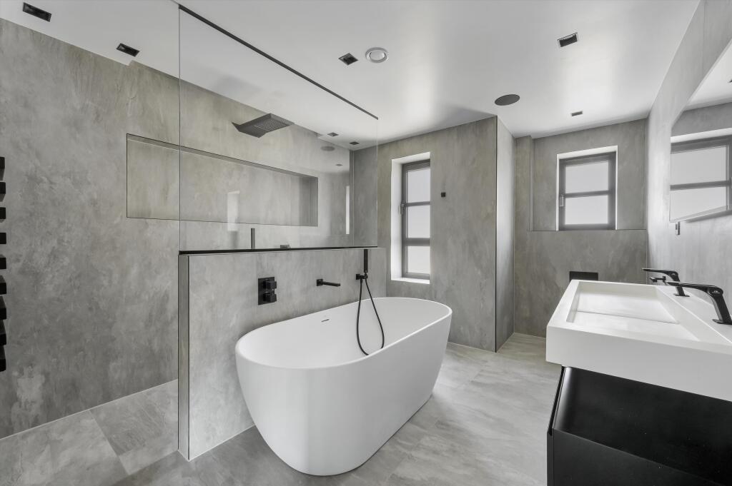 Additional image 10 of Brookmans Avenue, Brookmans Park, Hatfield, Hertfordshire, AL9