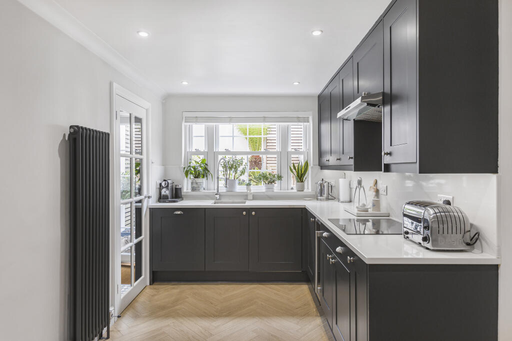 Additional image 5 of Mimram Road, Welwyn, AL6