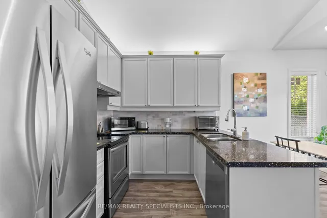 Additional image 10 of 17 Bushberry Rd