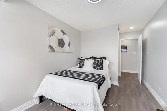 Additional image 20 of 1470 Midland Ave Unit 807