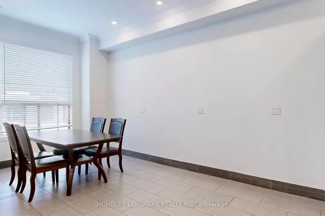 Additional image 5 of 692 Gerrard St