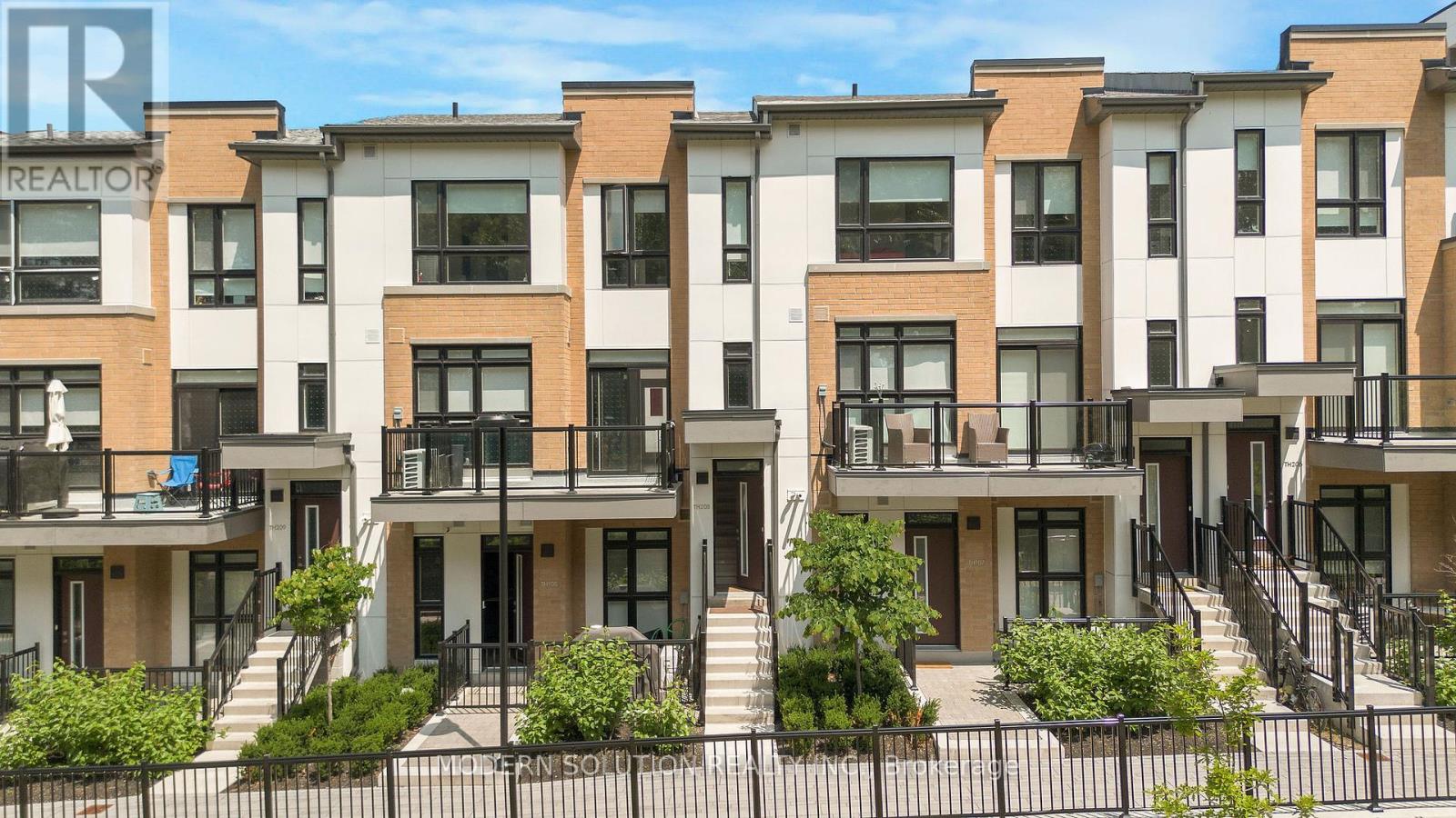 Q-208 - 155 CANON JACKSON DRIVE|Toronto (Beechborough-Greenbrook), Ontario M6M0E1