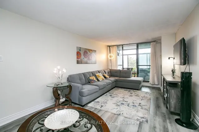 Additional image 6 of 15 Kensington Rd Unit 312
