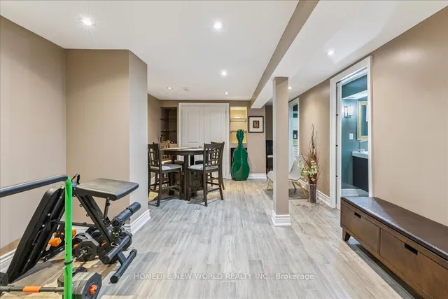 Additional image 37 of 1192 Falgarwood Dr