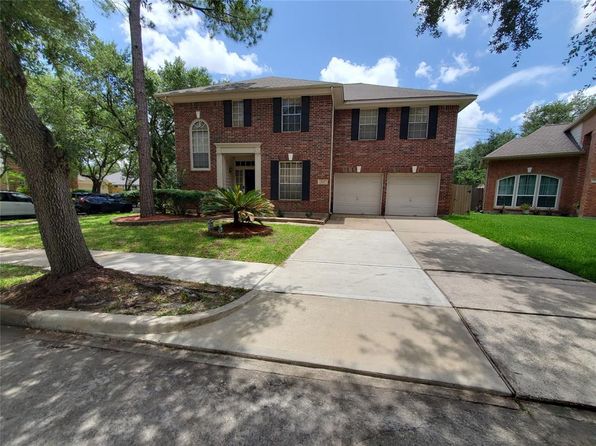 1631 Almond Brook Ln, Houston, TX 77062