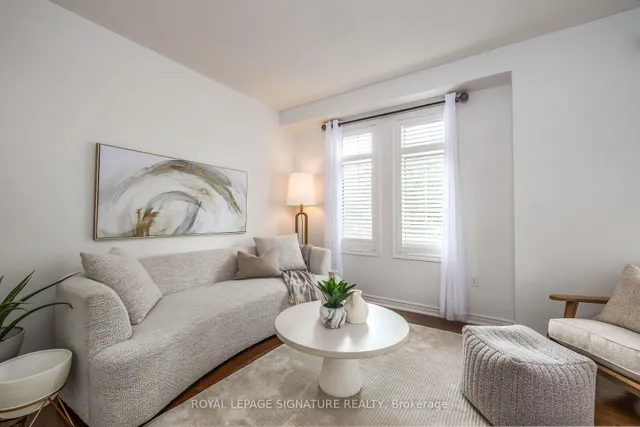 Additional image 5 of 1 Skylar Circ