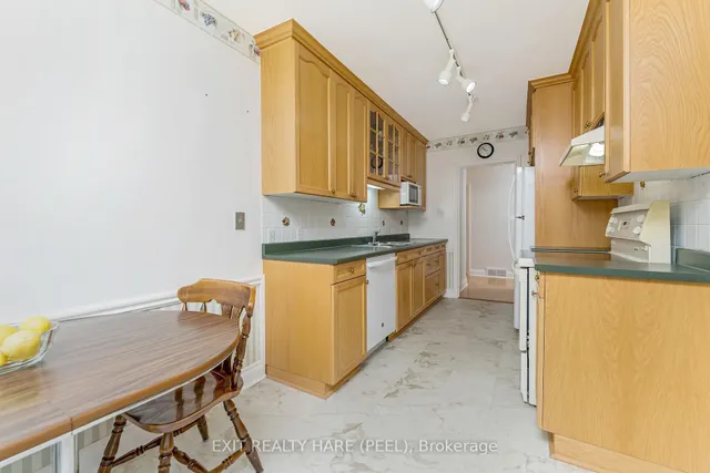 Additional image 4 of 4 Moore Cres