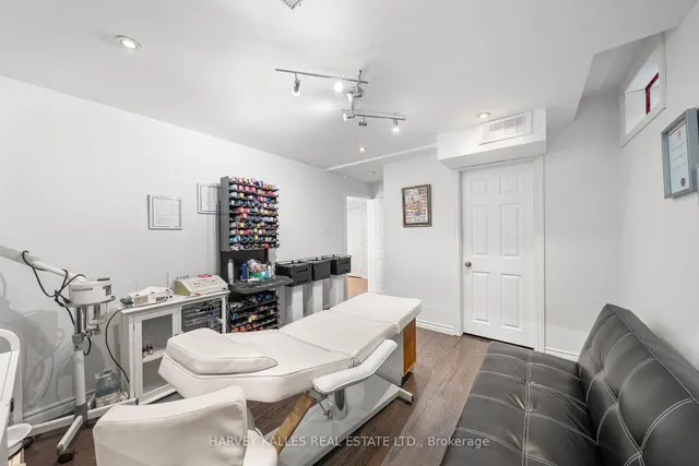 Additional image 41 of 36 Boundbrook Dr