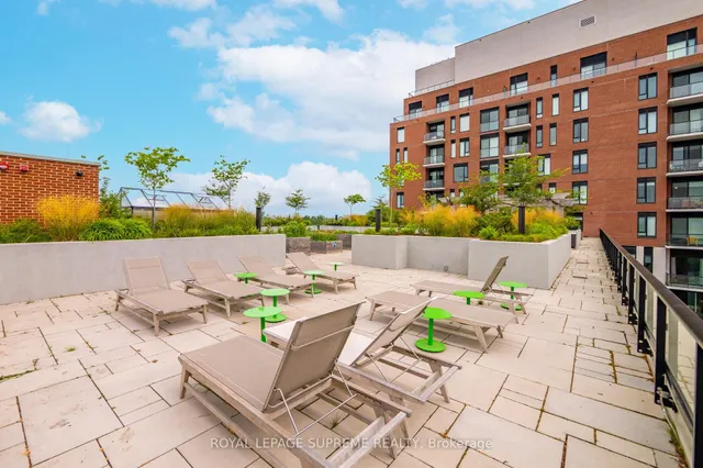 Additional image 35 of 3100 Keele St Unit 925