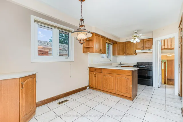 Additional image 6 of 485 Rathburn Rd