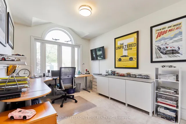 Additional image 33 of 64B Eastville Ave