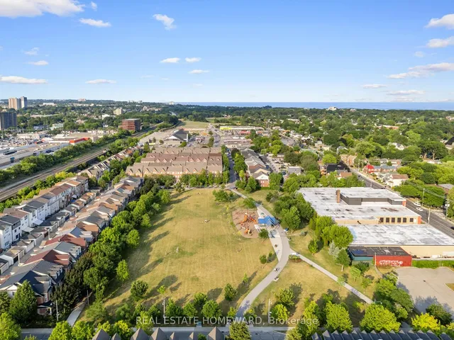 Additional image 30 of 54 Crossovers St