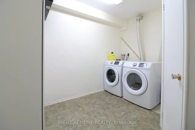 Additional image 14 of 3420 Eglinton Ave Unit 407