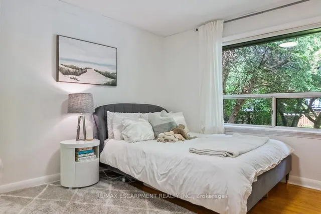 Additional image 20 of 237 Albion Ave